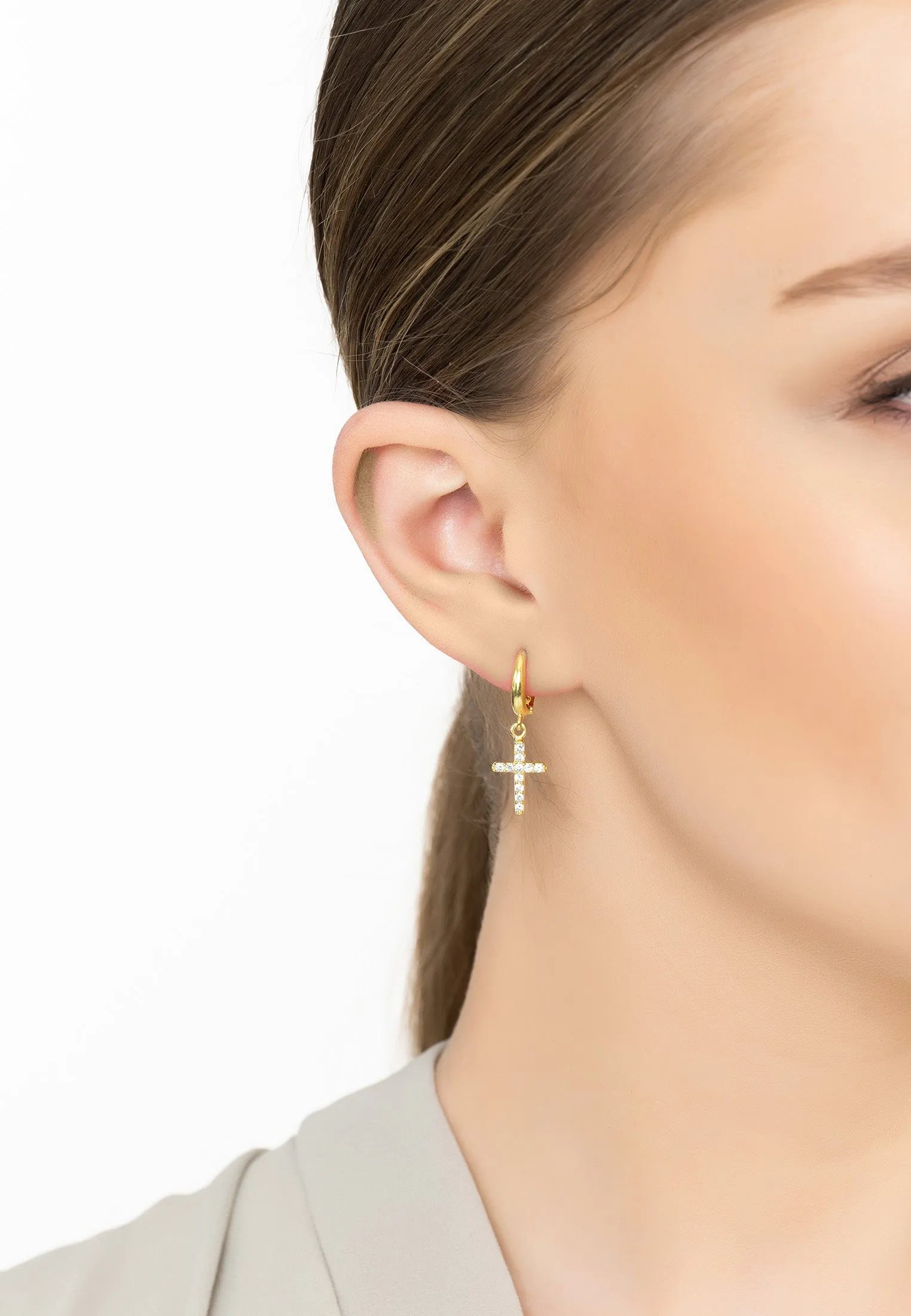 Divine Fashion Drop Earrings Gold