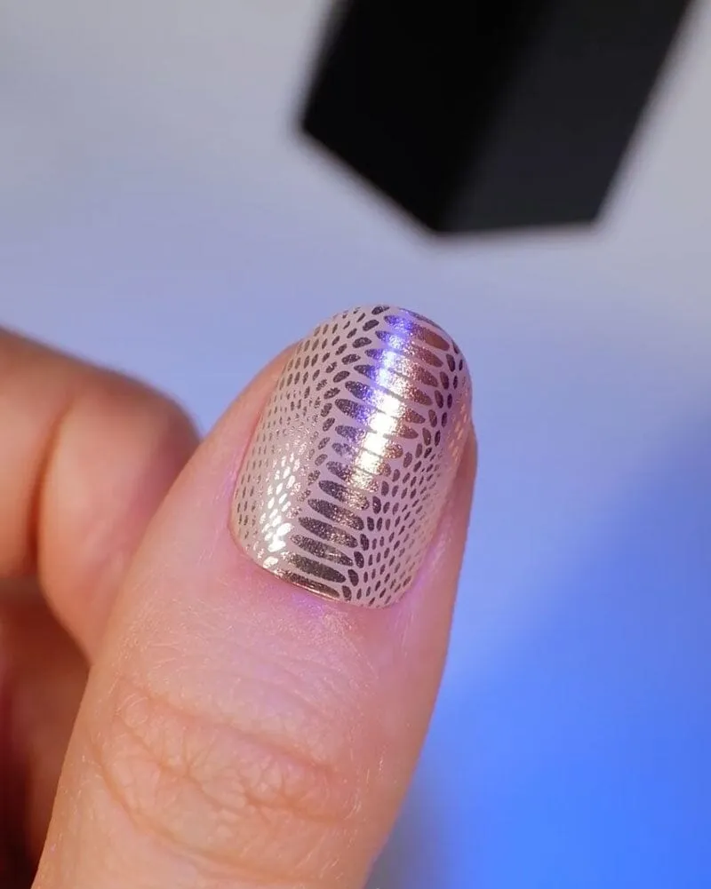 Gel Nail Strip ★ @nailjob 05