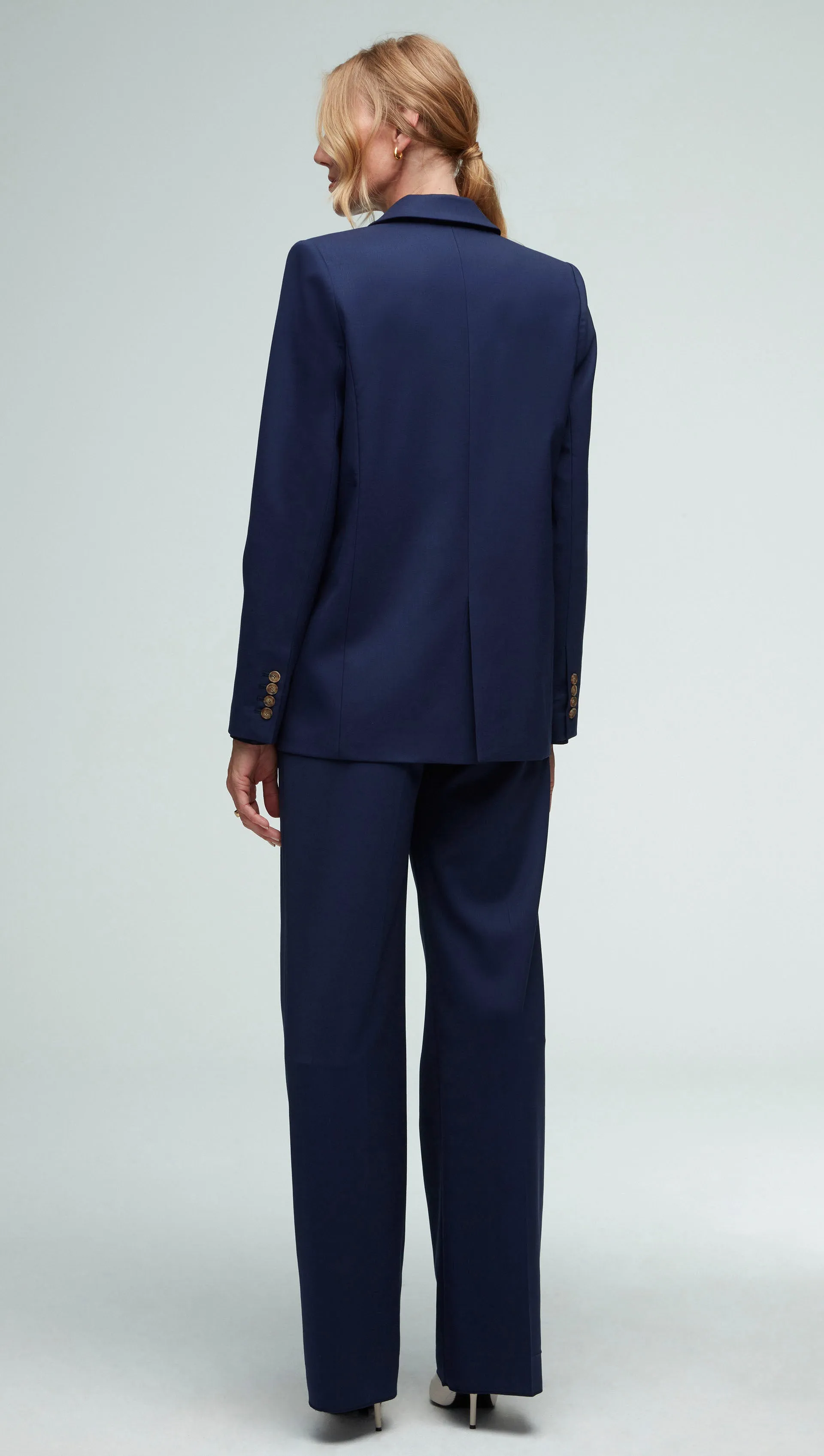 Peak Lapel Blazer in Seasonless Wool | Navy