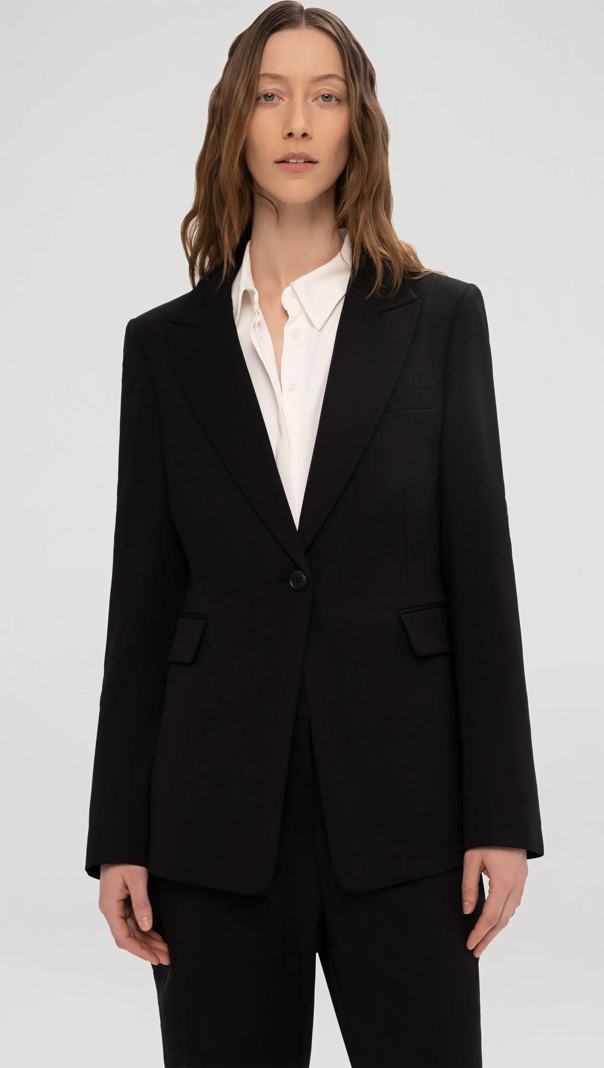Single Button Blazer in Seasonless Wool | Black