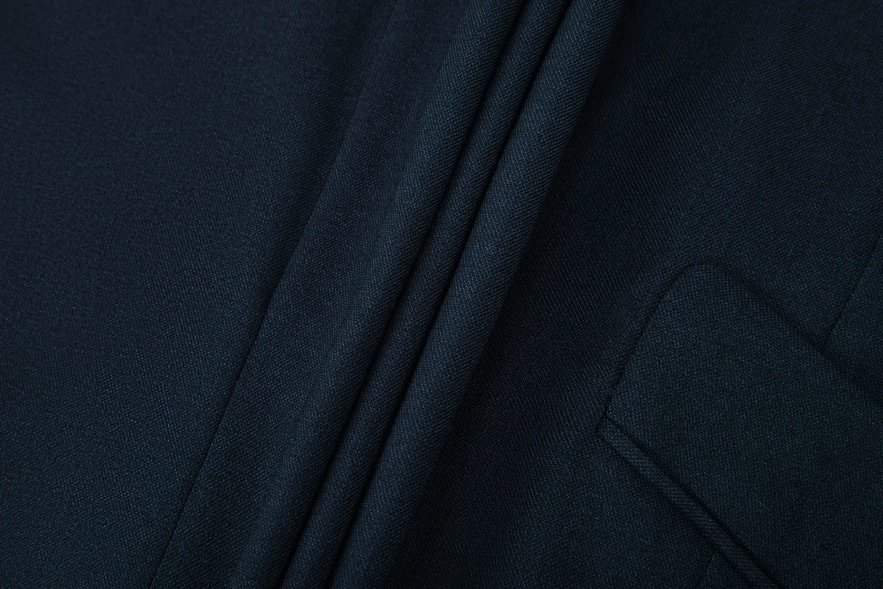 Teflon Finishing Stain Resistant Suit in Smart Fit