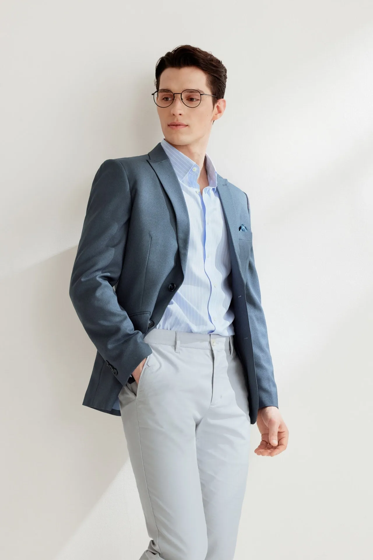 Teflon Finishing Stain Resistant Suit in Smart Fit