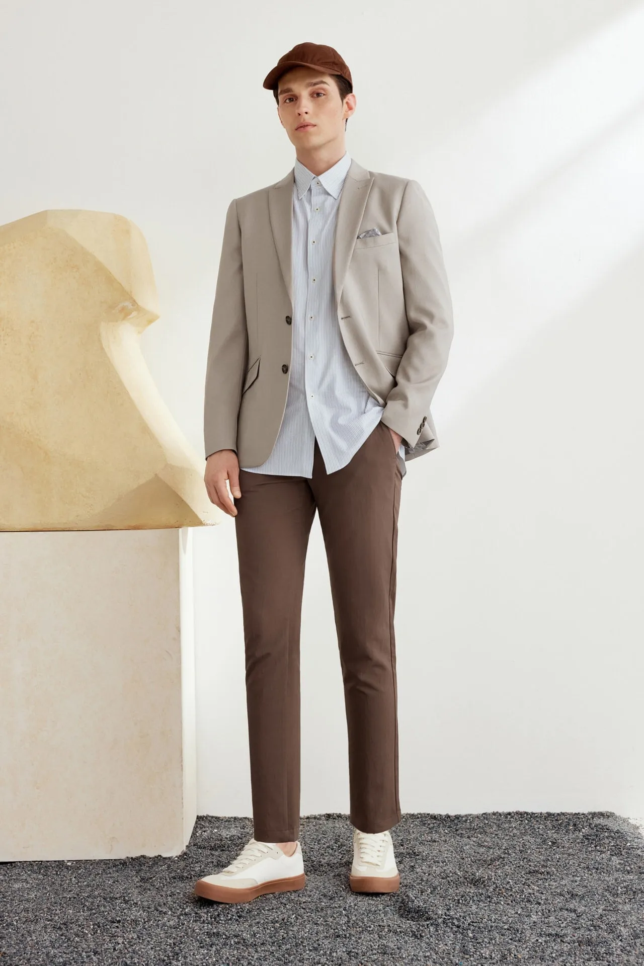 Teflon Finishing Stain Resistant Suit in Smart Fit
