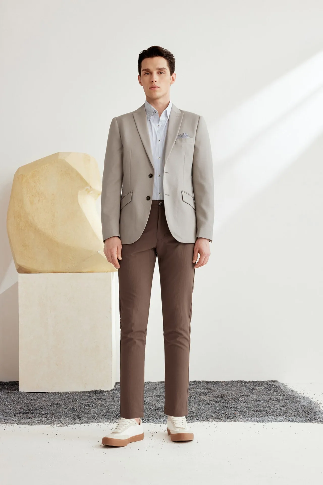 Teflon Finishing Stain Resistant Suit in Smart Fit